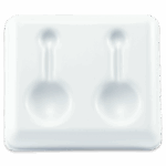 Placa rectangular blanca Spot Plate - Plástico con diseño de dos pozos, con hendiduras redondas y líneas elevadas para sujetar y separar objetos de forma segura como cucharas. La superficie lisa contrasta con el fondo gris claro.