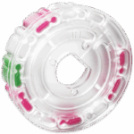 Un flotador inflable transparente con forma de rueda, con segmentos rosas y verdes alrededor de sus laterales y un recorte central, que recuerda al diseño del Cartucho de Reactivo SpinDisk - 4337-H. Perfecto para sentarse o tumbarse con estilo.