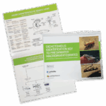 Tres hojas de referencia laminadas, tituladas "Clave de identificación dicotómica para macroinvertebrados de agua dulce - 5882-DK-6", presentan ilustraciones de insectos acuáticos, diagramas, términos glosarios y fotos para identificar larvas acuáticas de agua dulce.